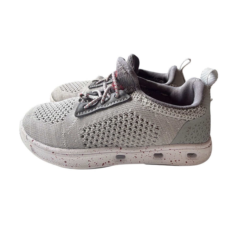 Magellan Outdoors Toddler Boys 8D DO NOT BUY